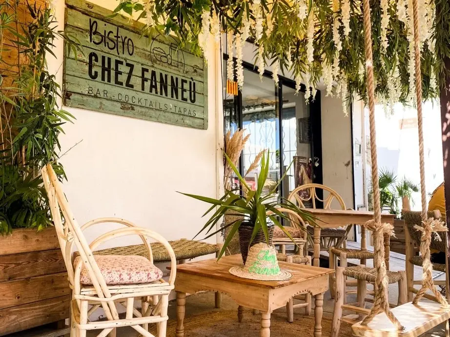 Chez Fanneù creperie brasserie saintes maries de la mer